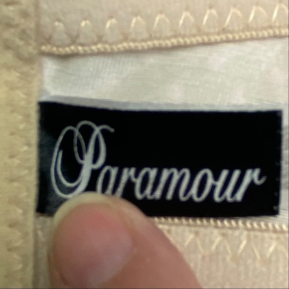 Paramour TAN Polka Dot Full Coverage, 38C. *P1011 - Picture 5 of 7